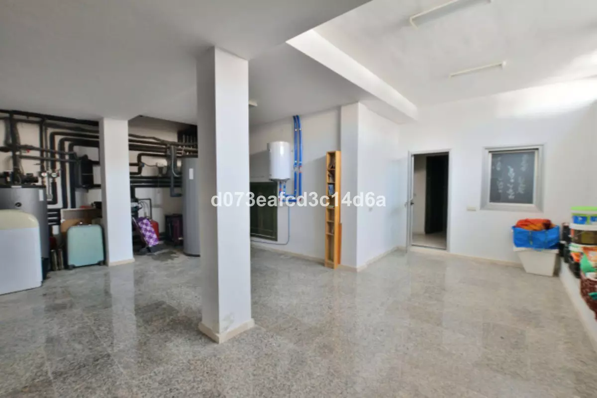 5-bedroom Villa In Ronda, Spain (512 M²)