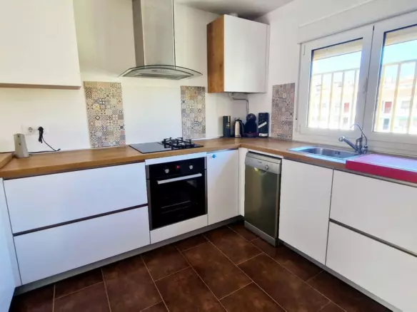 3-bedroom Apartment In Fuengirola, Spain (100 M²)