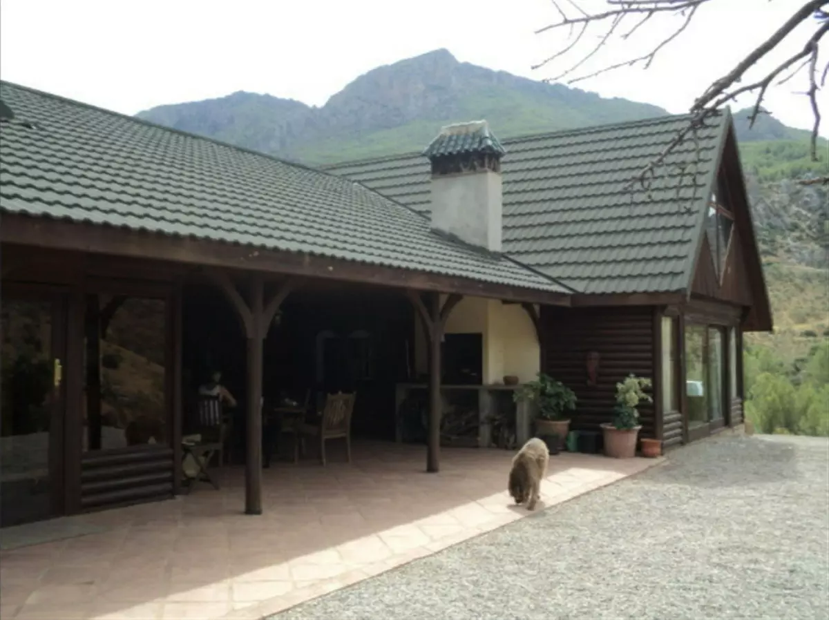3-bedroom Country House In Ardales, Spain (230 M²)