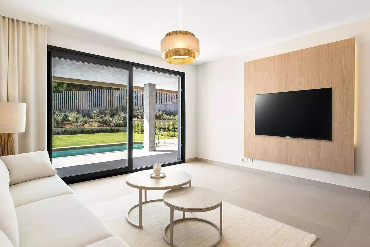 2-bedroom Apartment In Marbella, Spain (92 M²)