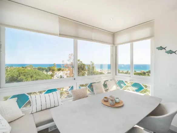 2-bedroom Apartment In Marbella, Spain (98 M²)