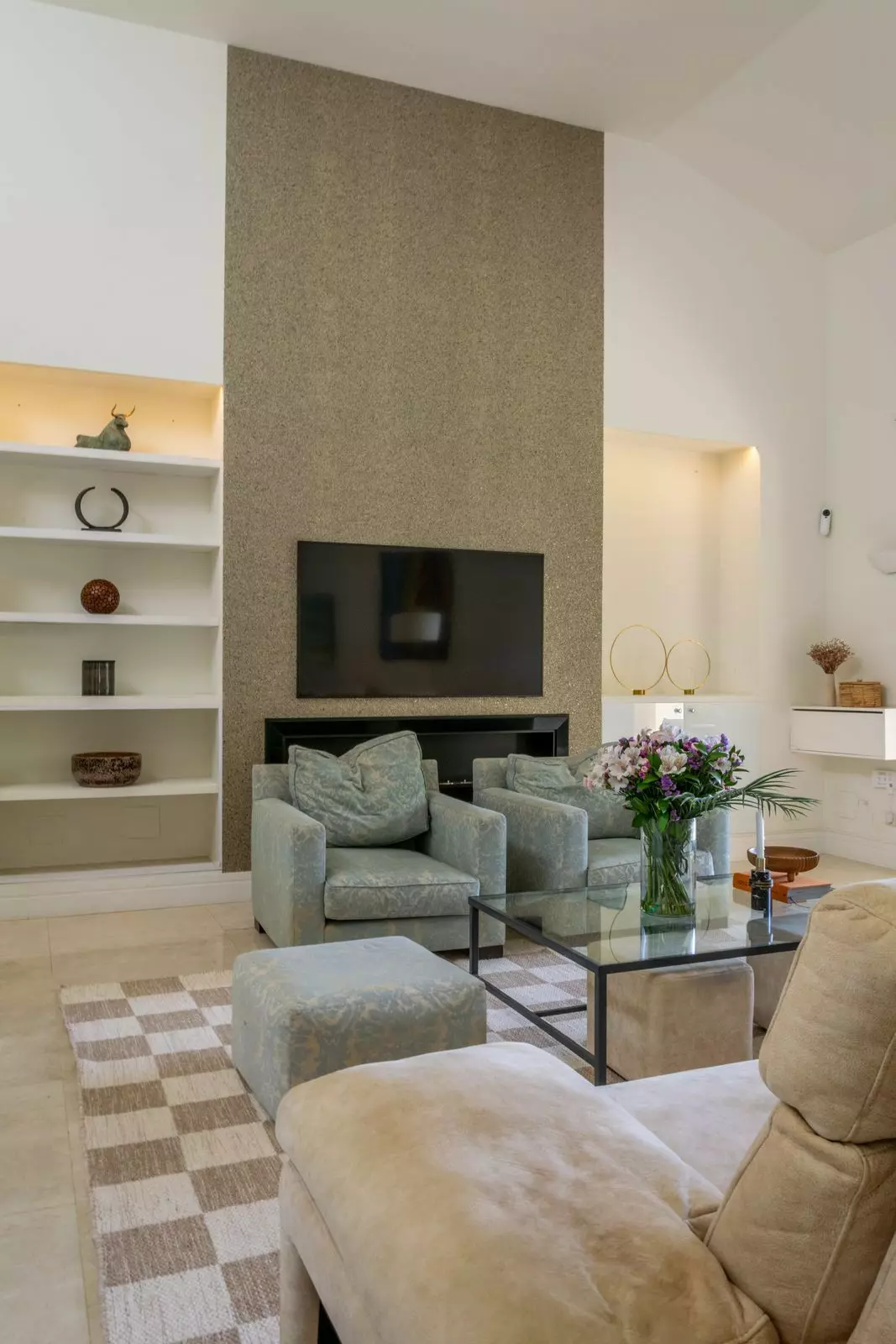 3-bedroom Villa In Benahavis, Spain (329 M²)