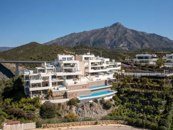 2-bedroom Apartment In Marbella, Spain (98 M²)