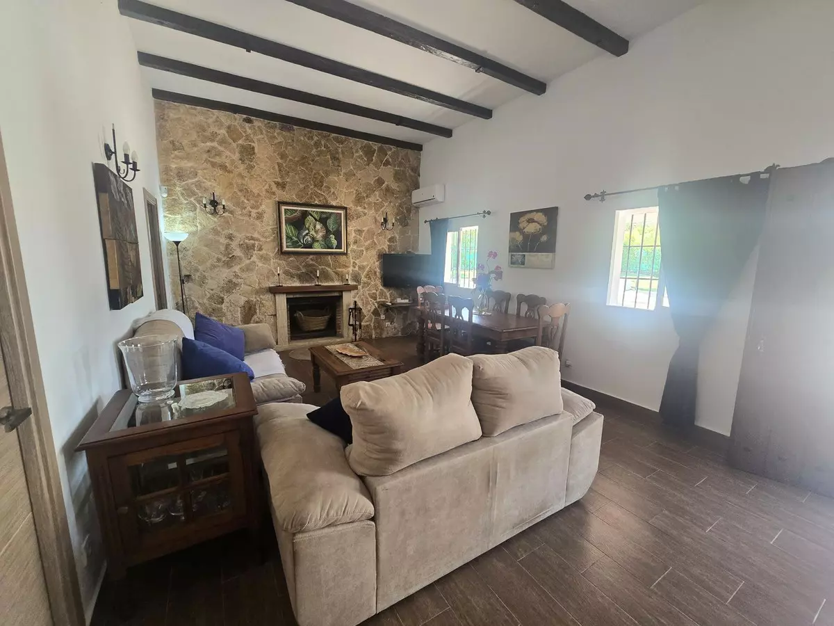 3-bedroom Country House In Cártama, Spain (109 M²)