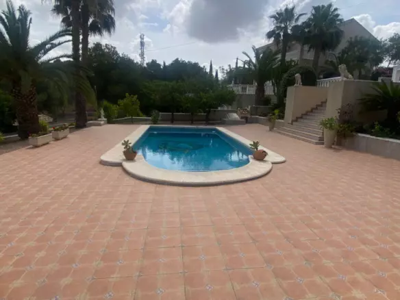 3-bedroom Villa In Algorfa, Spain (250 M²)