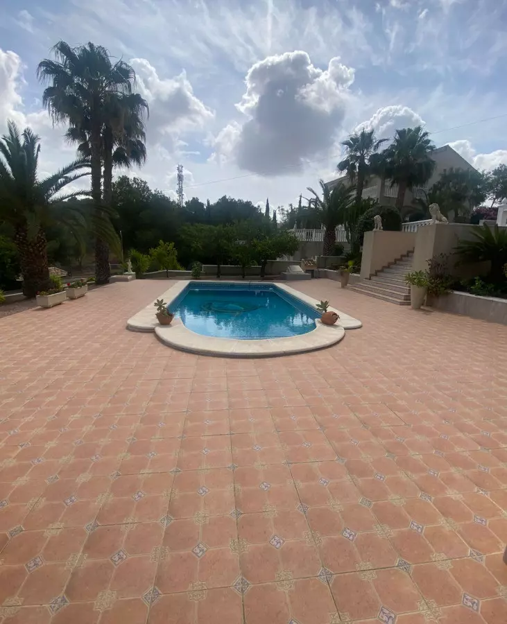 3-bedroom Villa In Algorfa, Spain (250 M²)