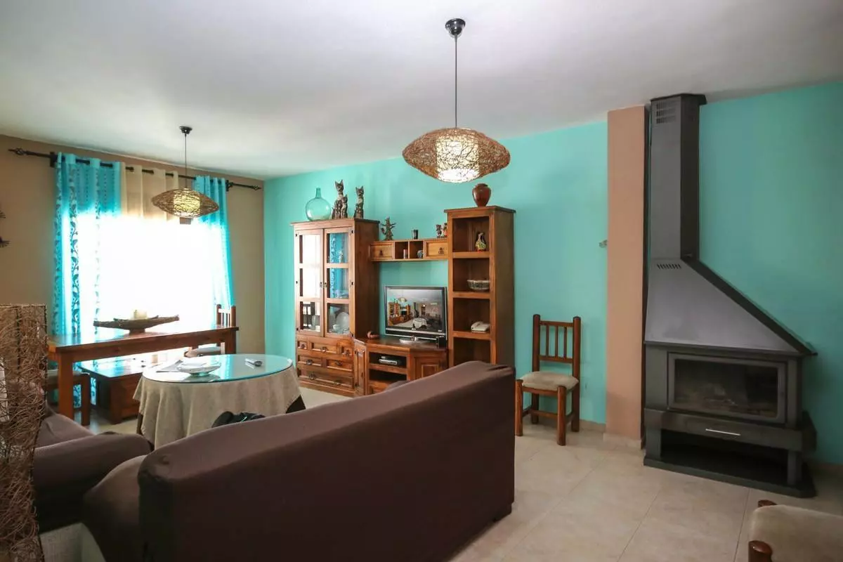 4-bedroom Town House In Alozaina, Spain (218 M²)