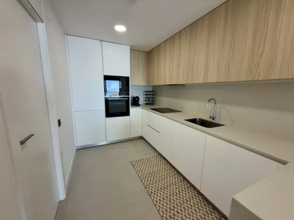 2-bedroom Apartment In Marbella, Spain (119 M²)