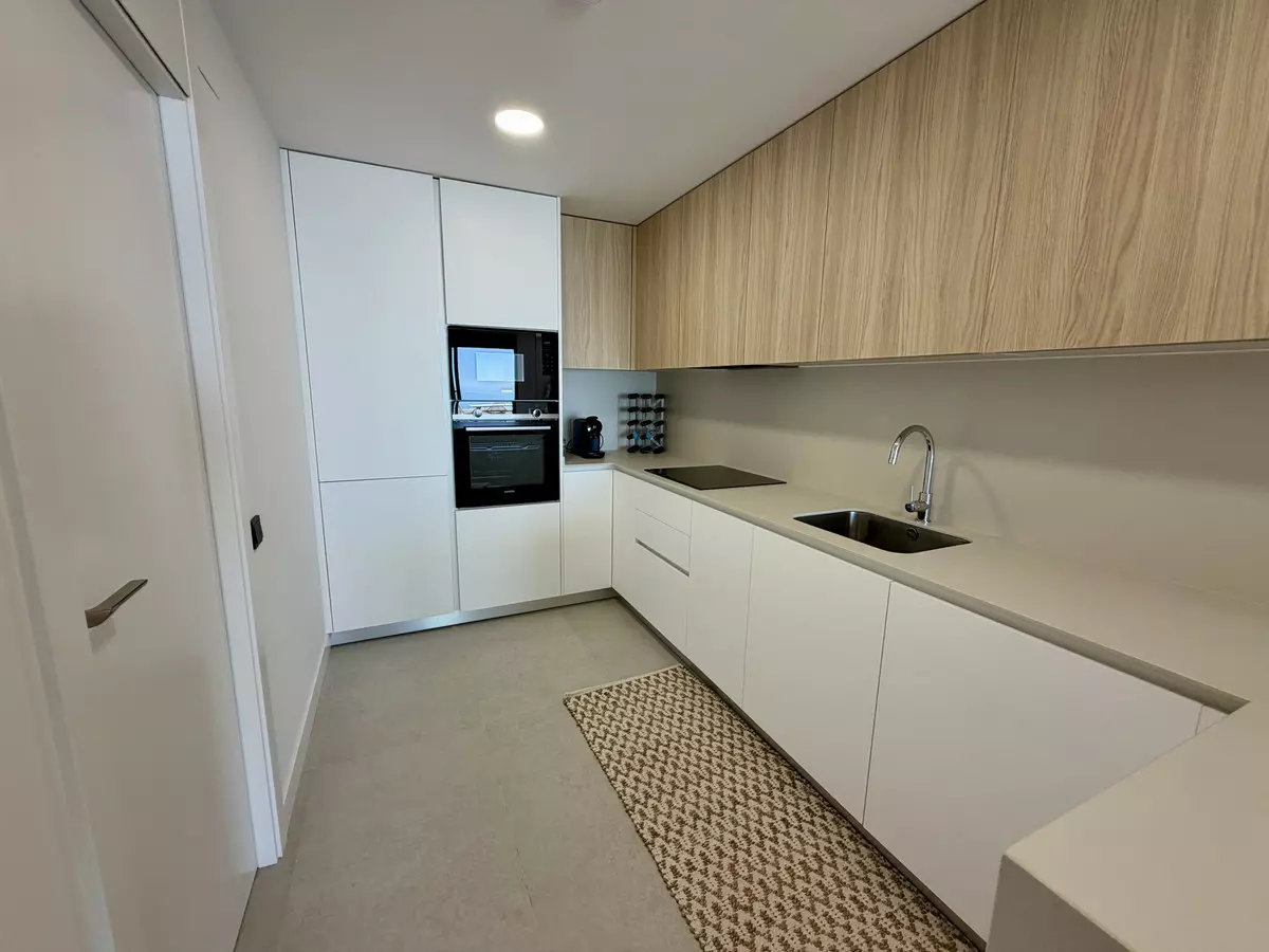 2-bedroom Apartment In Marbella, Spain (119 M²)
