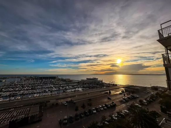 3-bedroom Apartment In Santa Pola, Spain (200 M²)