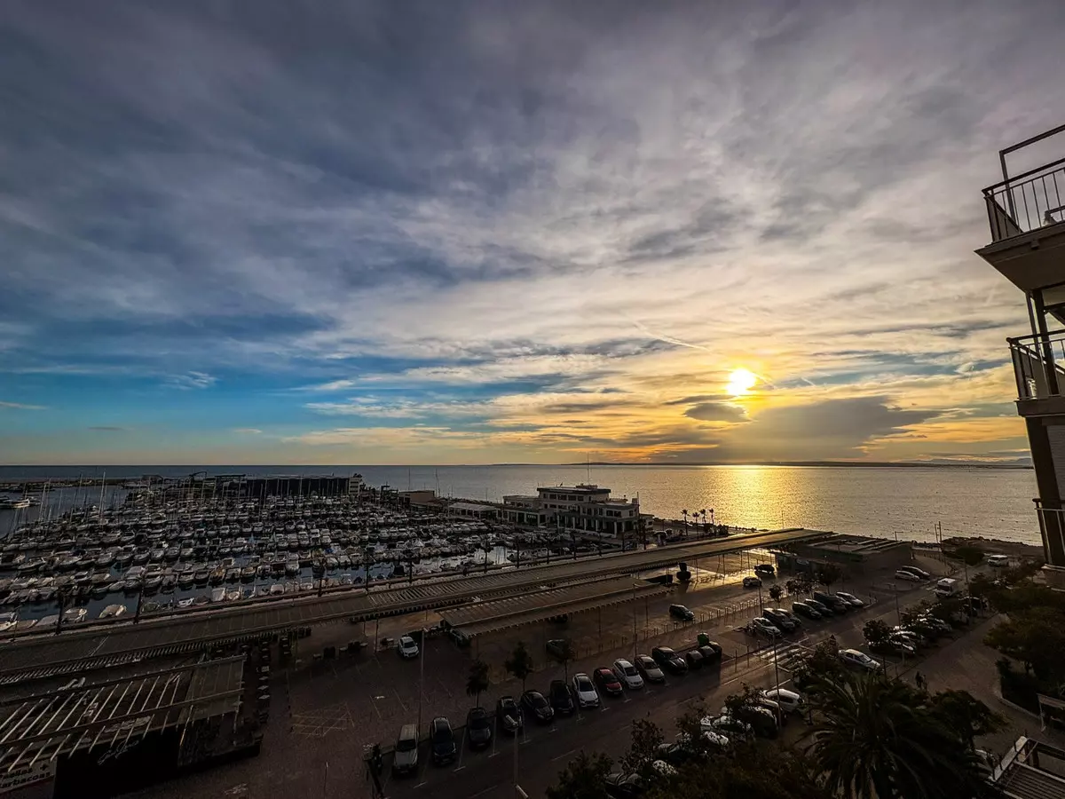 3-bedroom Apartment In Santa Pola, Spain (200 M²)