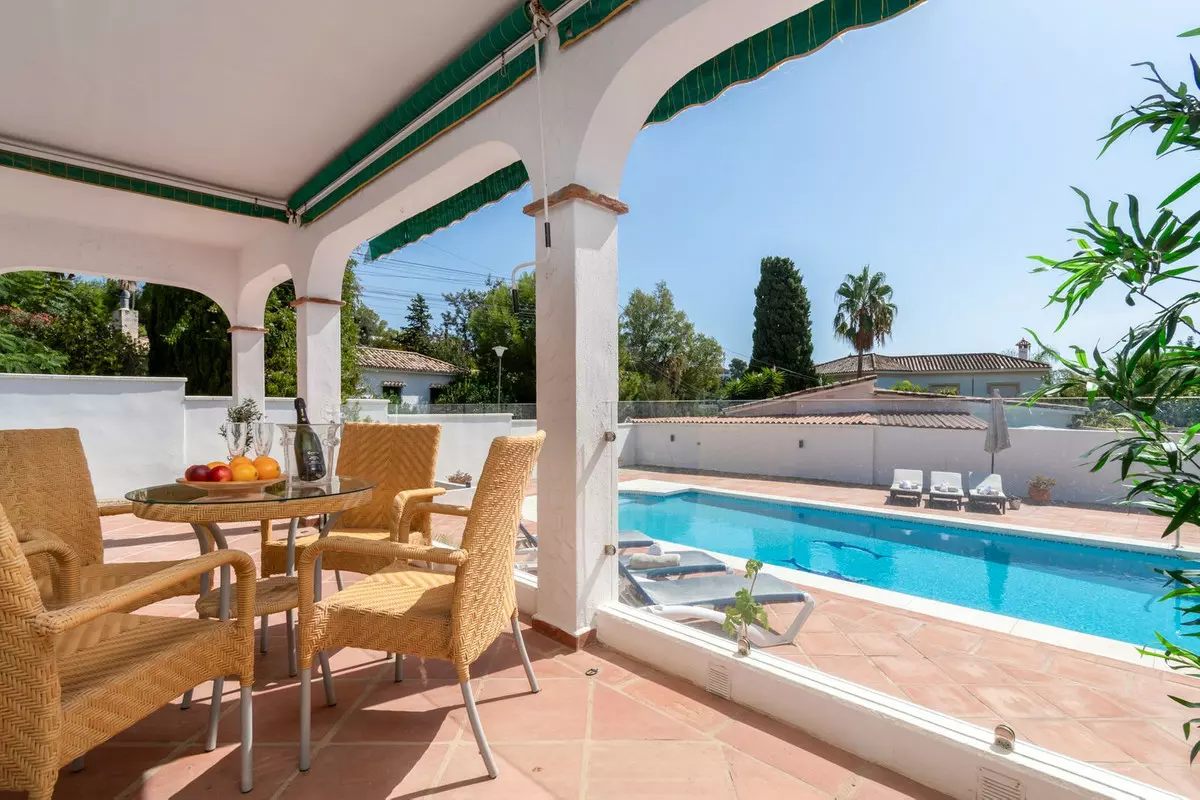 3-bedroom Villa In Benalmádena, Spain (260 M²)