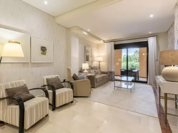 2-bedroom Apartment In Marbella, Spain (176 M²)