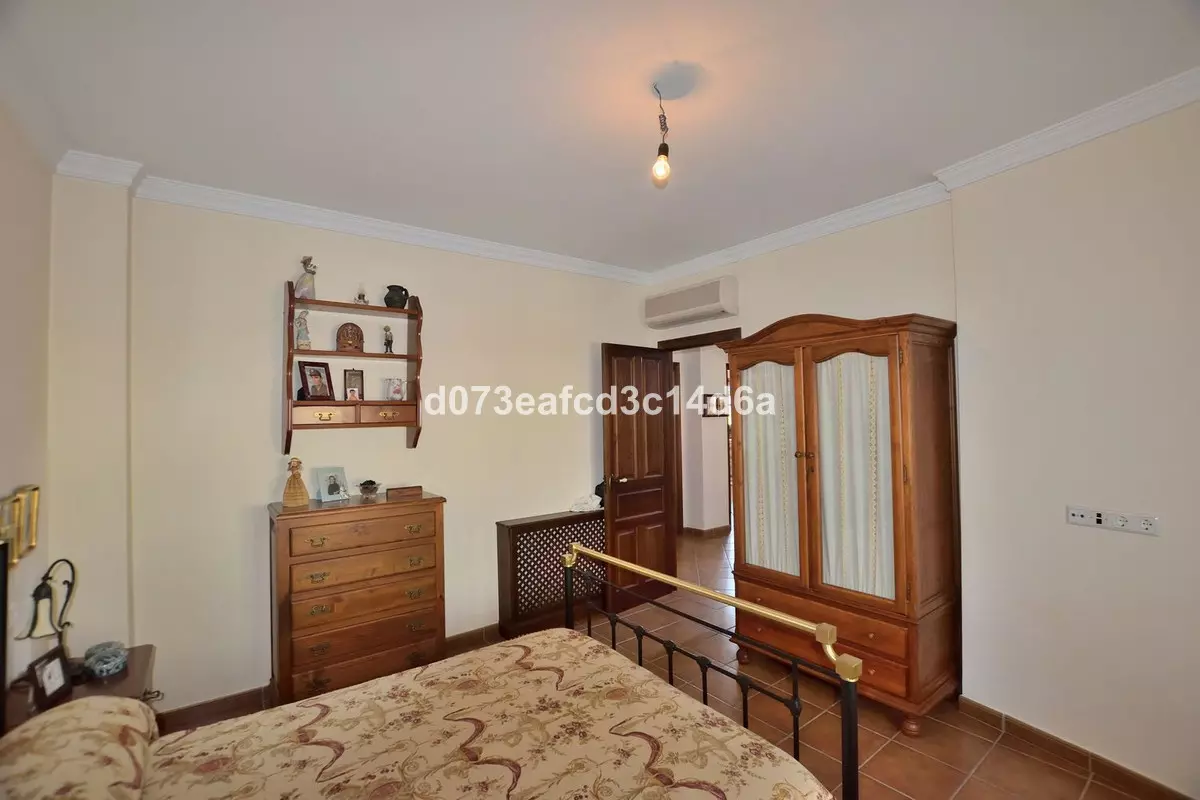5-bedroom Villa In Montejaque, Spain (508 M²)