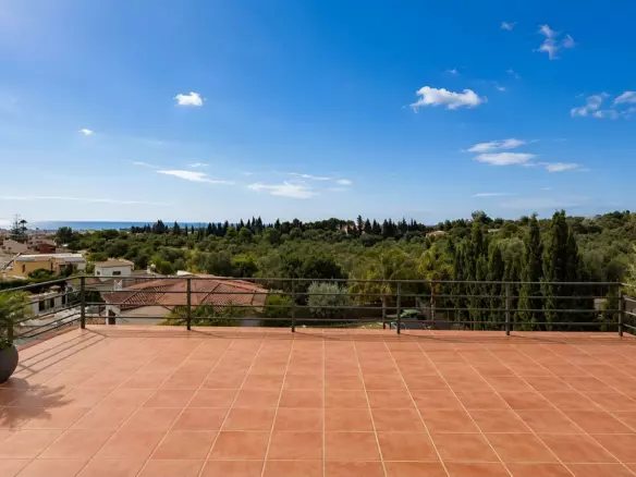 5-bedroom Villa In Torremolinos, Spain (460 M²)