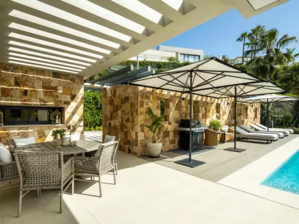 5-bedroom Villa In Marbella, Spain (532 M²)