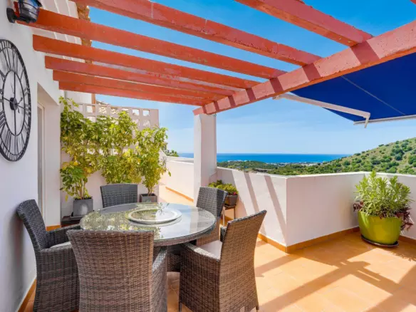 3-bedroom Apartment In Mijas, Spain (130 M²)