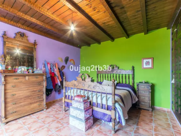 3-bedroom Country House In Cortes De La Frontera, Spain (246 M²)