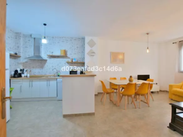 3-bedroom Apartment In Ronda, Spain (103 M²)