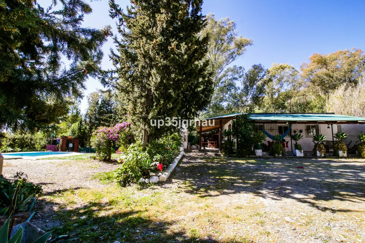 3-bedroom Villa In Gaucín, Spain (150 M²)