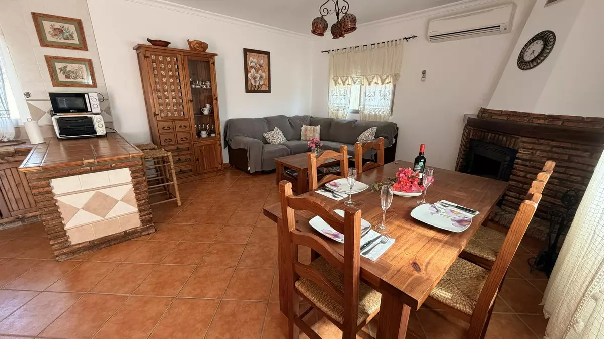 3-bedroom Country House In Almogía, Spain (155 M²)