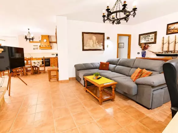 8-bedroom Town House In Ronda, Spain (385 M²)