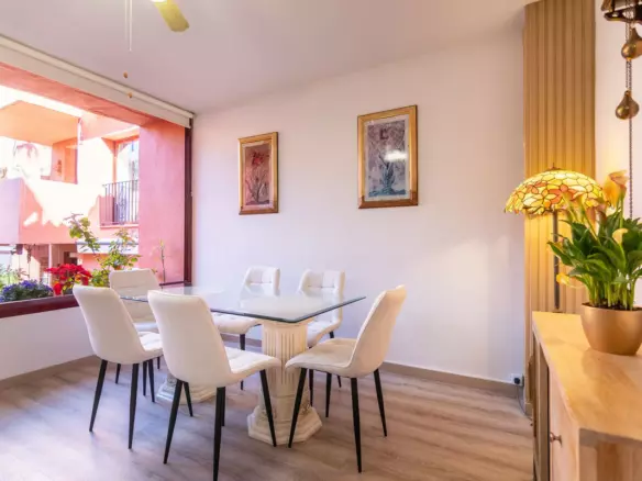 3-bedroom Apartment In Marbella, Spain (132 M²)
