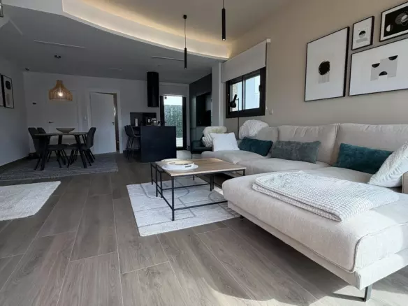 2-bedroom Villa In Los Montesinos, Spain (100 M²)