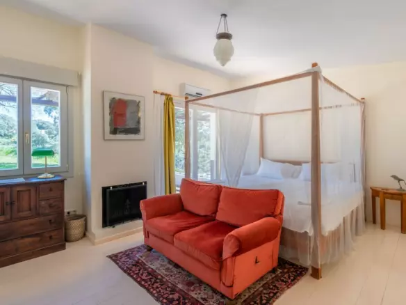 8-bedroom Country House In Ronda, Spain (866 M²)