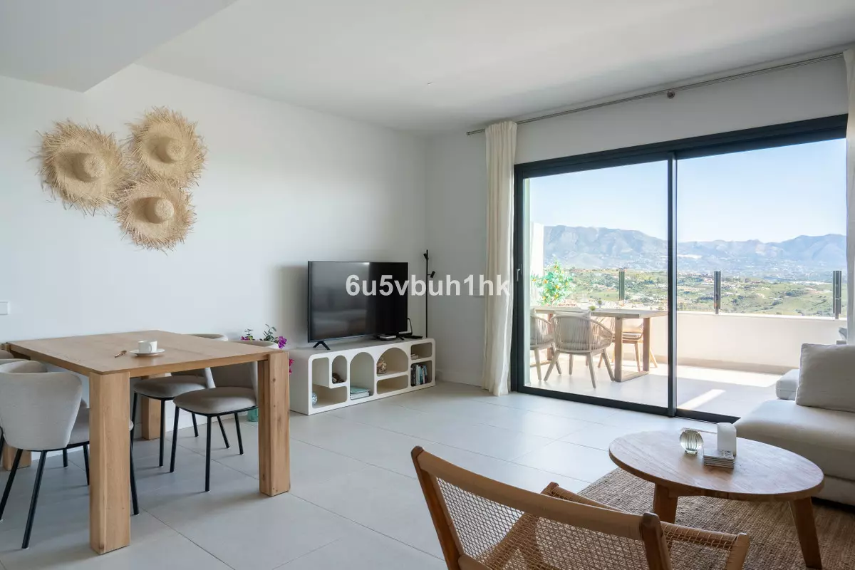 2-bedroom Apartment In Mijas, Spain (70 M²)