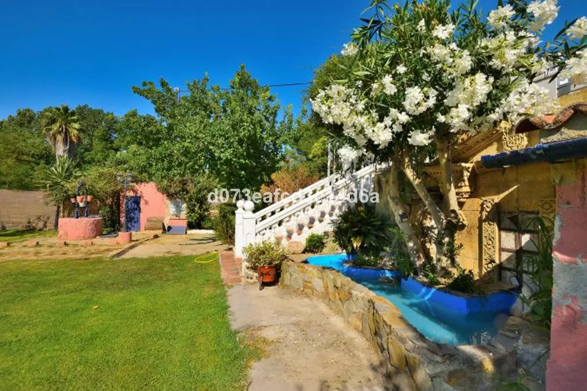 3-bedroom Country House In Benaoján, Spain (85 M²)