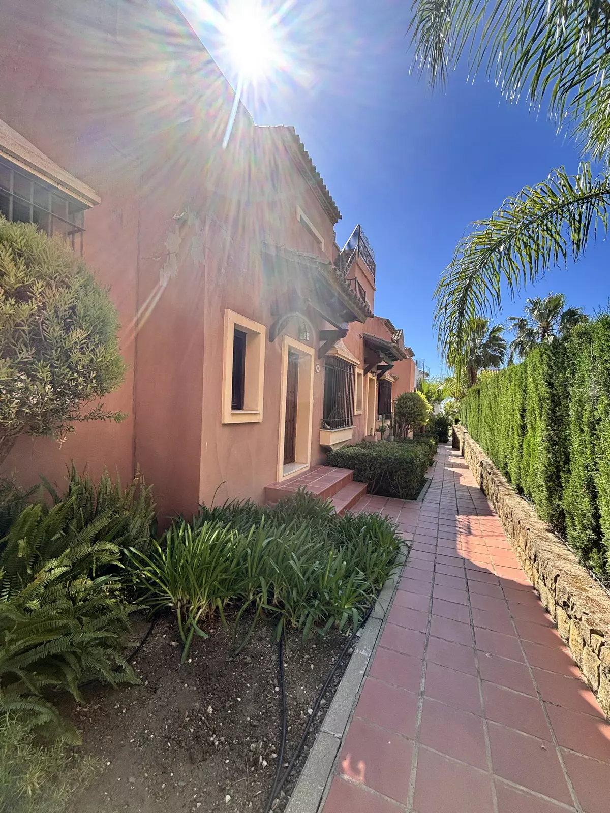 3-bedroom Town House In Estepona, Spain (200 M²)