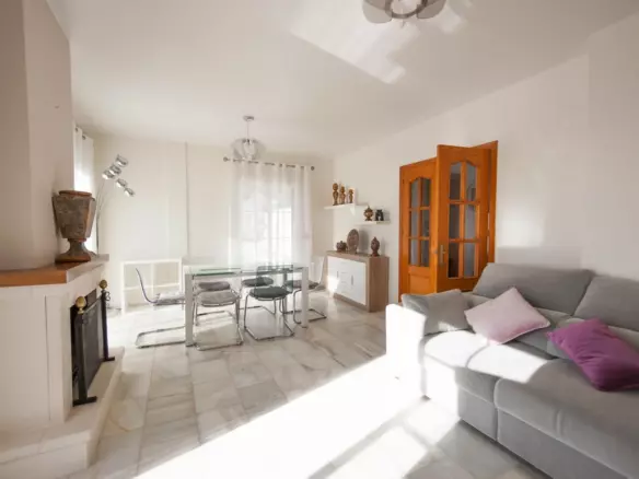 3-bedroom Villa In Frigiliana, Spain (162 M²)