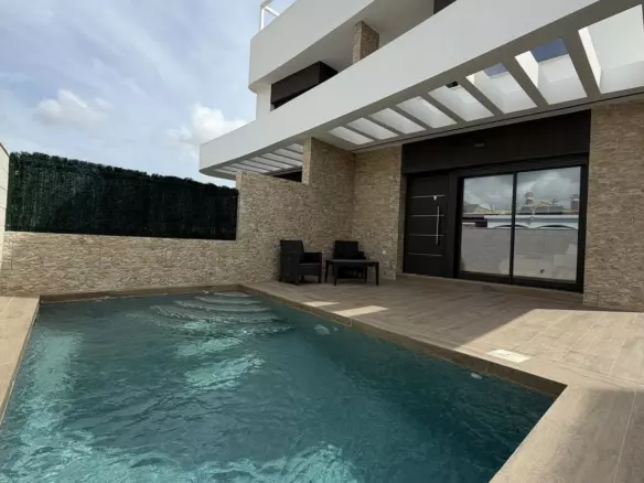 2-bedroom Villa In Los Montesinos, Spain (100 M²)