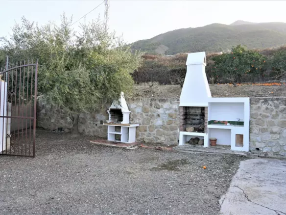 3-bedroom Country House In Alcaucín, Spain (121 M²)