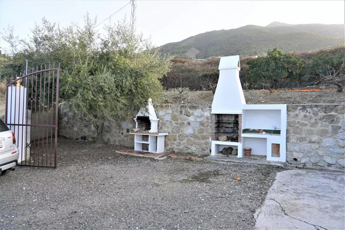 3-bedroom Country House In Alcaucín, Spain (121 M²)