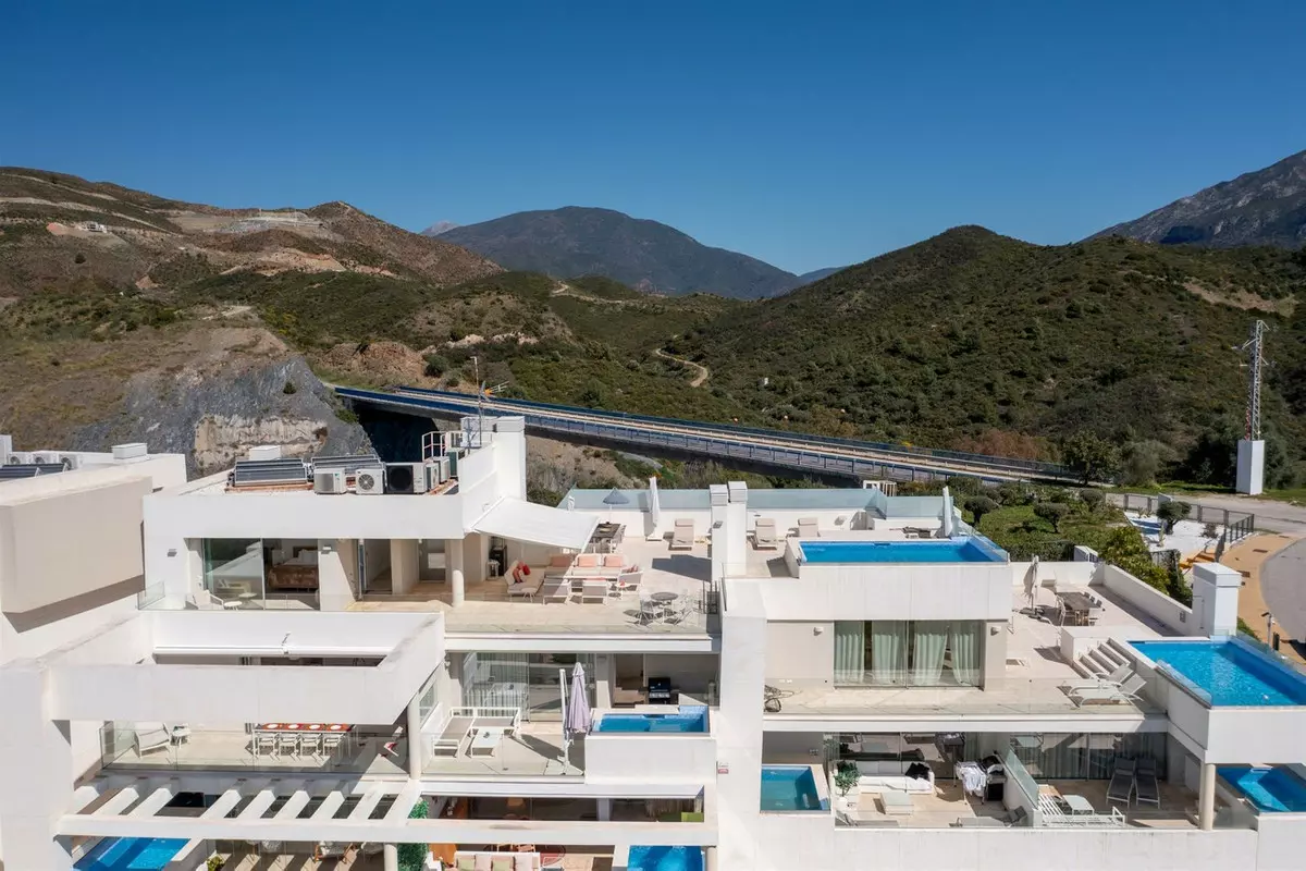 3-bedroom Apartment In Marbella, Spain (188 M²)