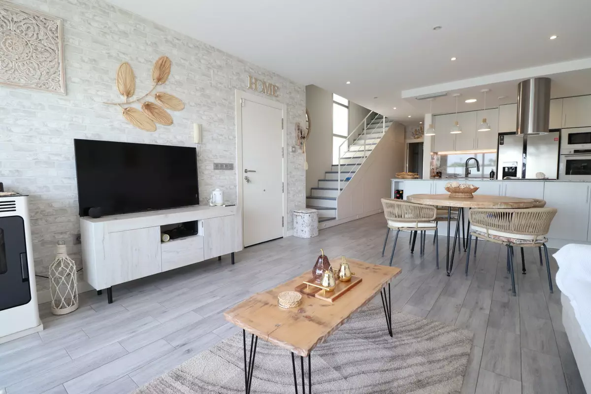 3-bedroom Villa In Daya Vieja, Spain (130 M²)