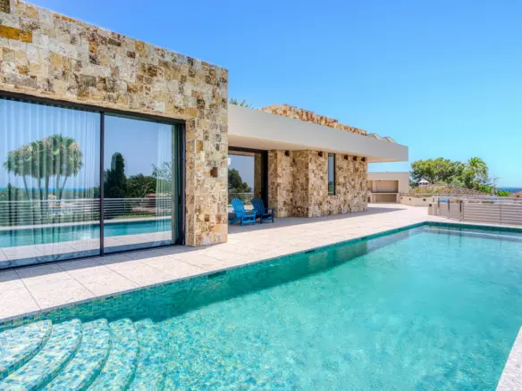 5-bedroom Villa In Marbella, Spain (410 M²)