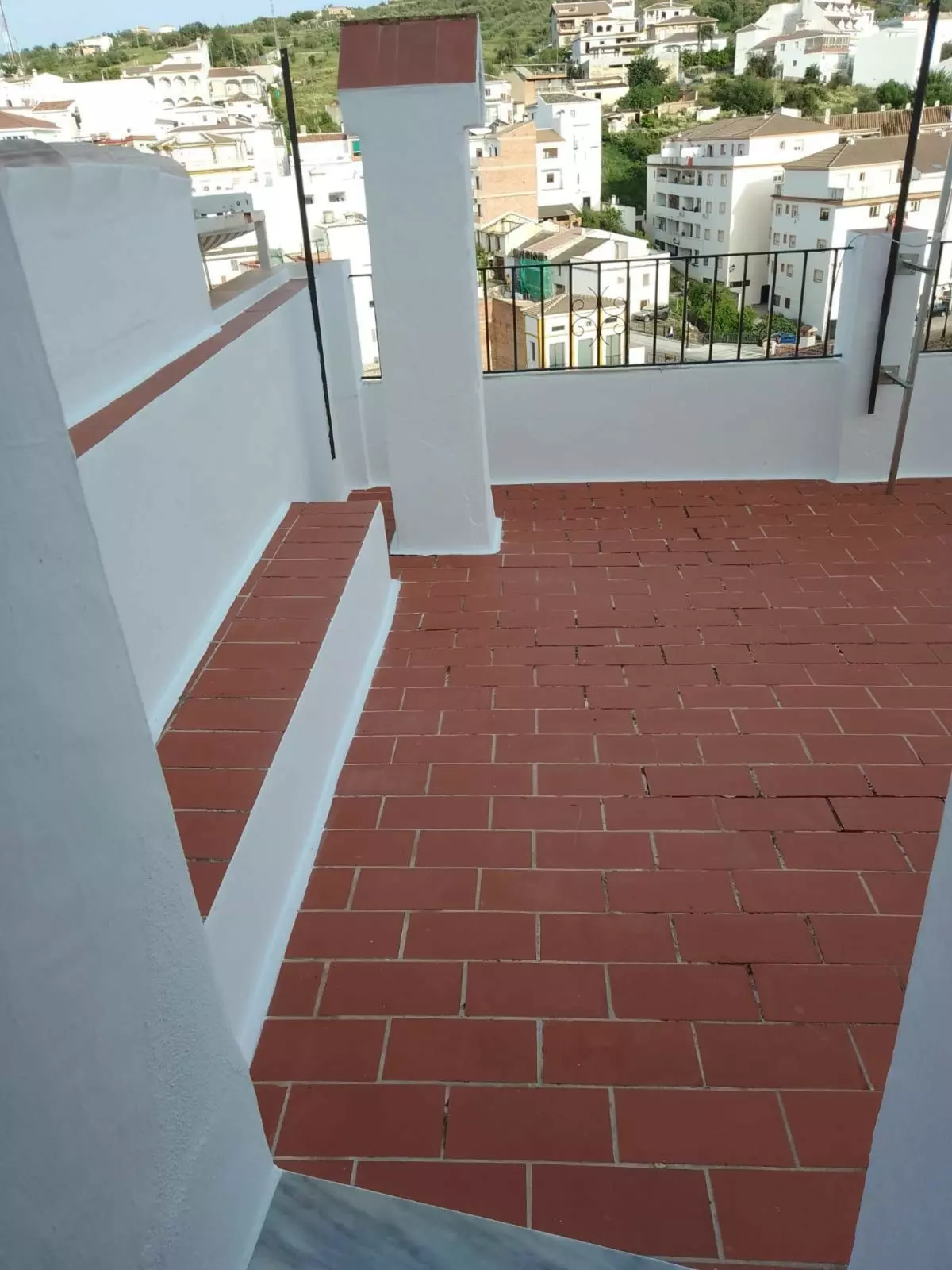 ShowFeedImage-b80c20 5-bedroom Town House In Tolox, Spain (400 M²)
