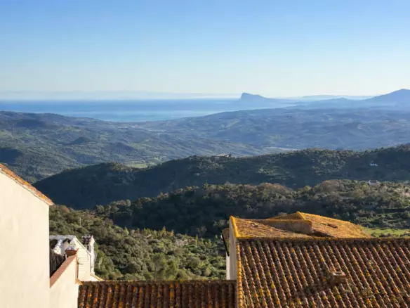 5-bedroom Villa In Gaucín, Spain (750 M²)