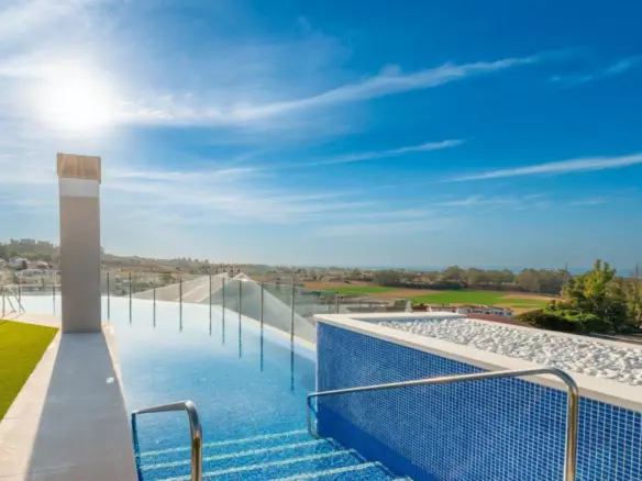 3-bedroom Apartment In Marbella, Spain (90 M²)