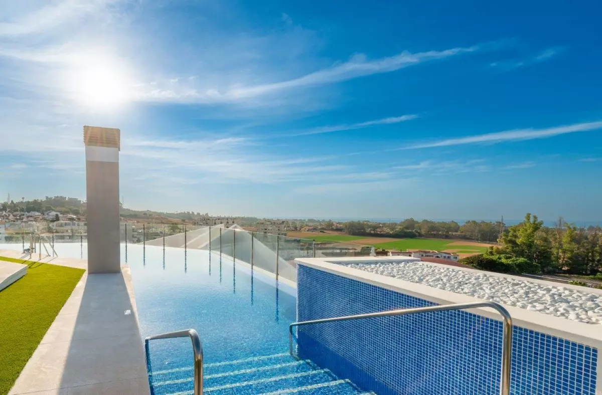 3-bedroom Apartment In Marbella, Spain (90 M²)