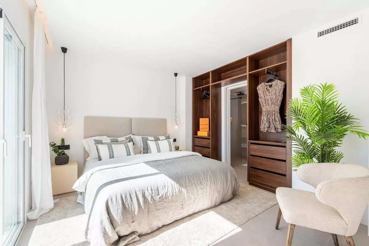 3-bedroom Apartment In Benahavis, Spain (110 M²)