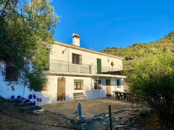 5-bedroom Country House In Gaucín, Spain (504 M²)