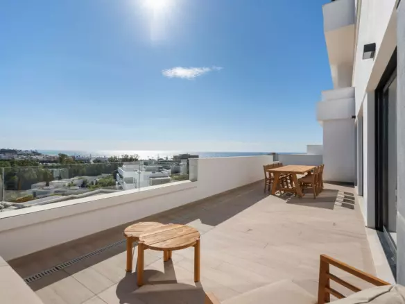 4-bedroom Apartment In Mijas, Spain (156 M²)