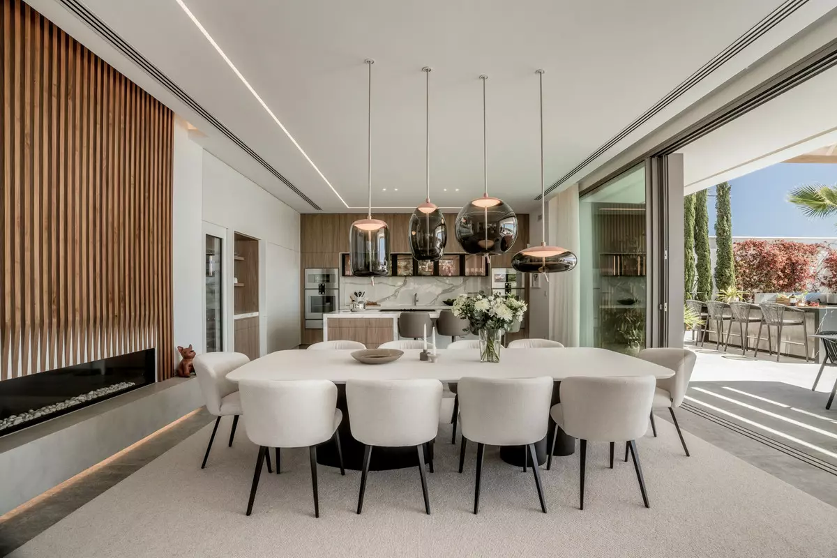 6-bedroom Villa In Benahavis, Spain (943 M²)
