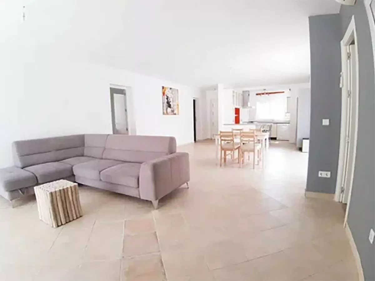 3-bedroom Villa In Marbella, Spain (132 M²)