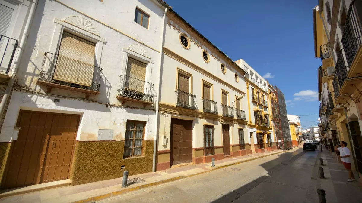 4-bedroom Town House In Alameda, Spain (675 M²)