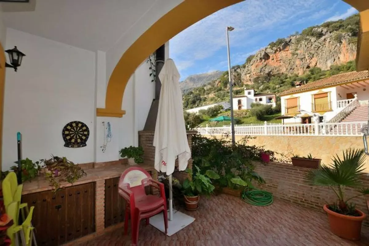 3-bedroom Town House In Ronda, Spain (114 M²)